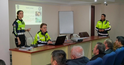 SERVİS ŞOFÖRLERİ VE REHBER PERSONELE TRAFİK EĞİTİMİ