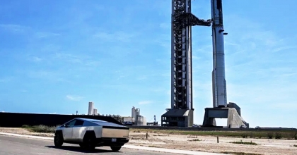 SPACEX VE TESLA BİRLEŞİYOR
