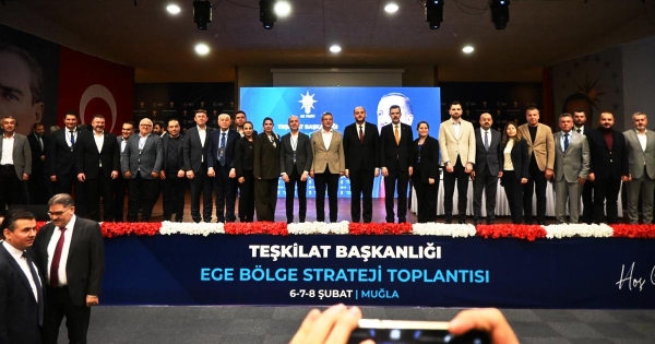 AK PARTİ KURMAYLARI MARMARİS KAMPINDA