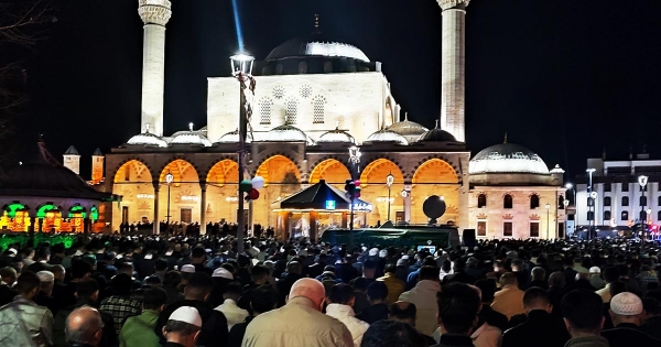 HATİMLİ SABAH VE TERAVİH NAMAZI KILICAK CAMİLER BELLİ OLDU