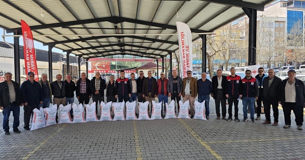 3 İLÇEDE DAHA NOHUT TOHUMU DAĞITIMI