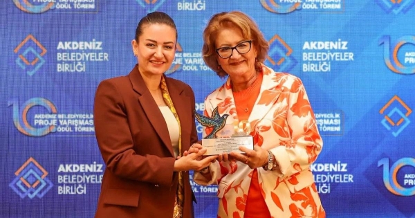 BOZKURT BELEDİYESİ'NE ÇİFTE ÖDÜL