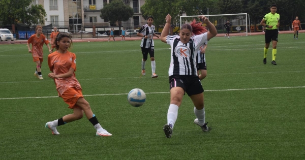 DENİZLİ DERBİSİNDE KAZANAN PAMUKKALE İDMANYURDU OLDU