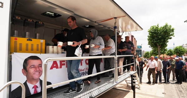 10 BİN KİŞİYE AŞURE İKRAMI