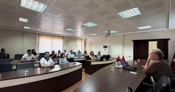 DENİZLİ ABİGEM’İN DESTEĞİYLE MİTSO’DA İHRACATTA YAPAY ZEKA DÖNEMİ