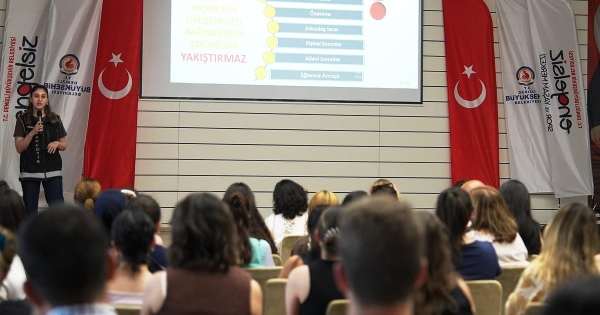 BÜYÜKŞEHİR PERSONELİNE SİBER GÜVENLİK VE BAĞIMLILIK EĞİTİMİ
