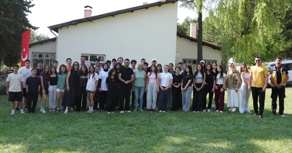 GRİ KOÇ GENÇLERLE BULUŞTU