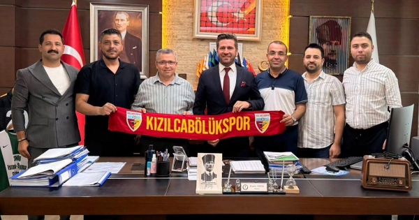 KIZILCABÖLÜKSPOR YÖNETİMİNDEN BAŞKANA ZİYARET