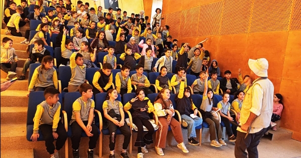 DENİZLİ ADAMI’NIN HİKÂYESİ 110 ÖĞRENCİYLE BULUŞTU