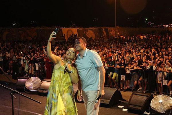 KAŞ'TA DEMET AKALIN RÜZGARI