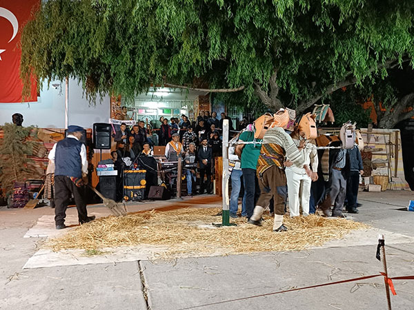 YÖRÜK KÜLTÜRÜNÜ YAŞATIYORLAR