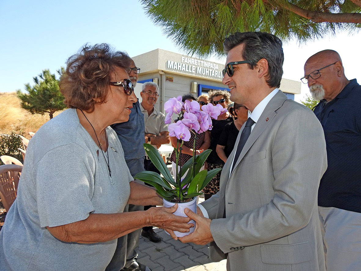 ÇEŞME KAYMAKAMI MARAŞLI'DAN MAHALLE ZİYARETİ