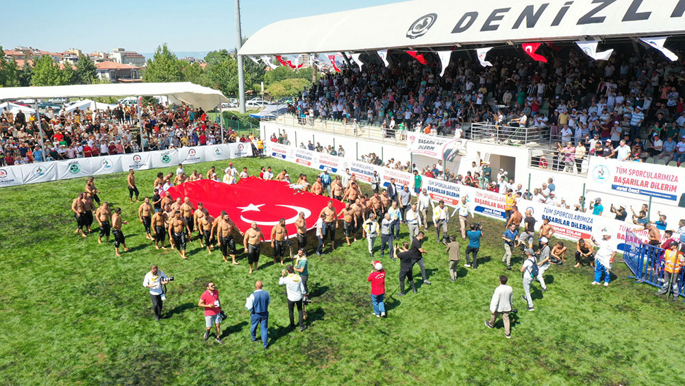 DEV ORGANİZASYON PAZAR GÜNÜ YAPILACAK