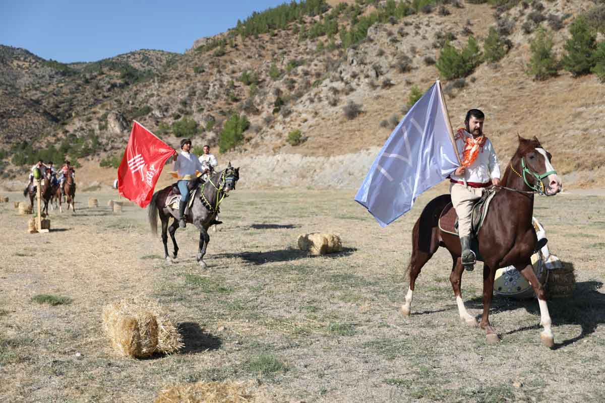 MİRYAKEFELON ZAFERİ KUTLANDI