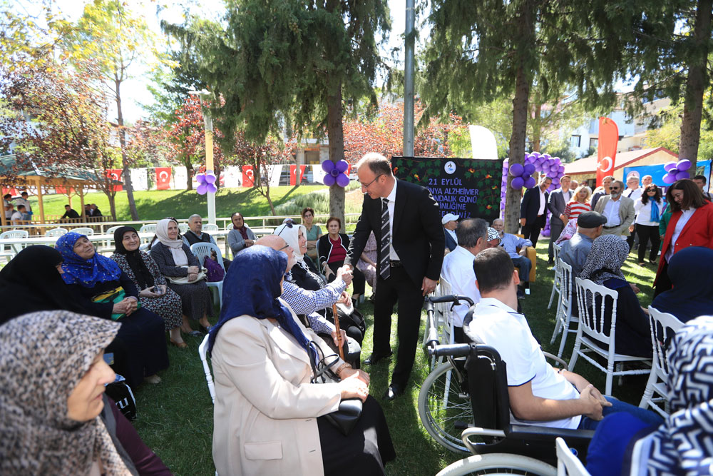 PAMUKKALE BELEDİYESİ’NDEN ALZHEİMER GÜNÜ ETKİNLİĞİ