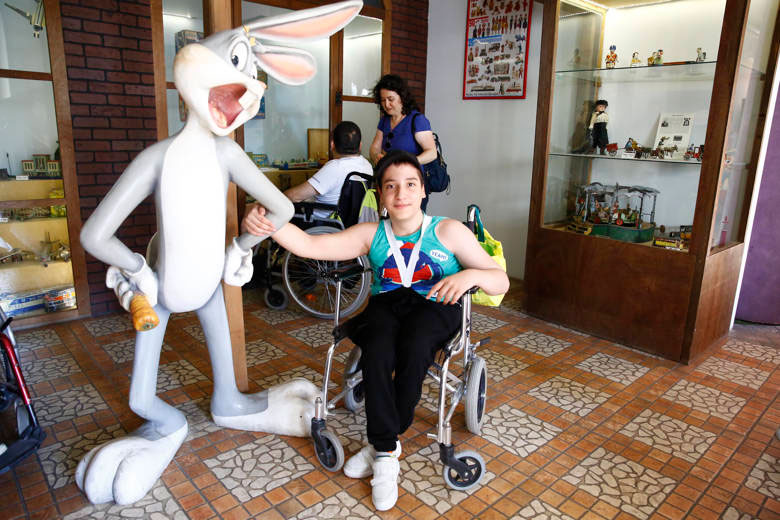 ACIPAYAMLI ENGELLİ BİREYLER ANTALYA’DA AĞIRLANDI