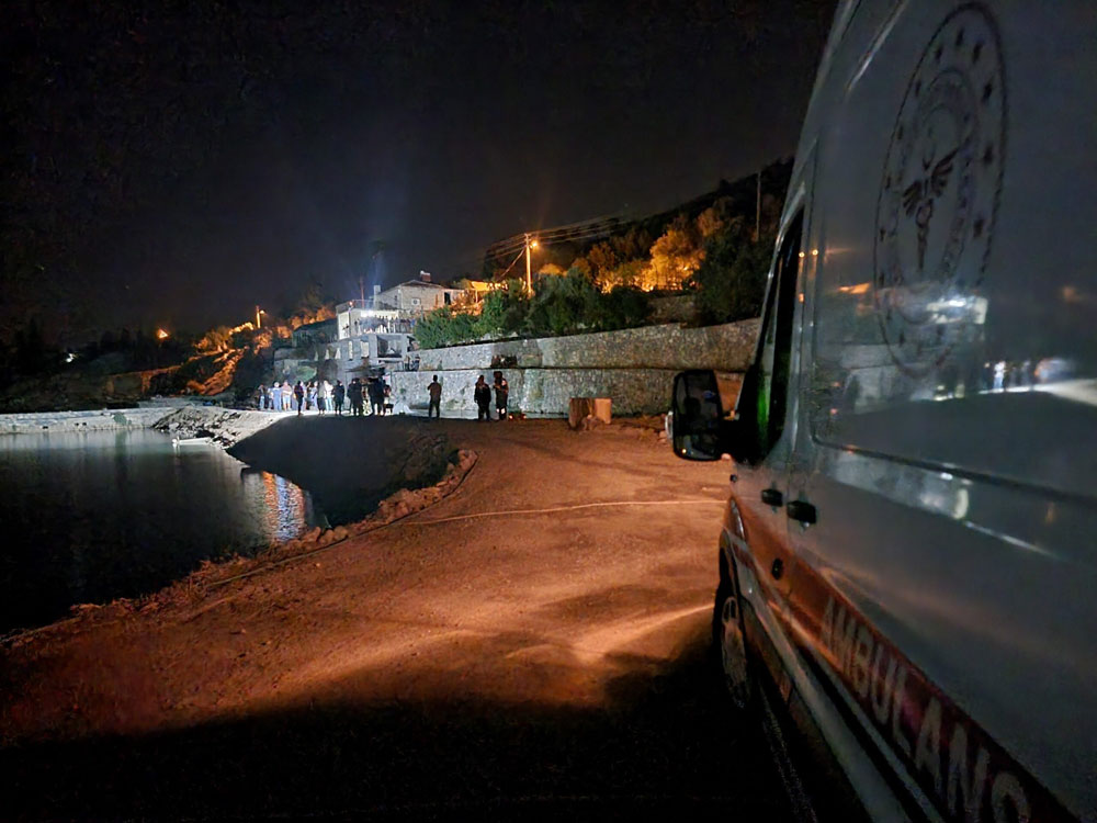 BALIK ÜRETİMİ YAPILAN TOPRAK HAVUZDA HAYATINI KAYBETTİ