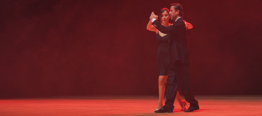 CUMHURİYETİN 100. YILINI TANGO İLE KUTLADILAR