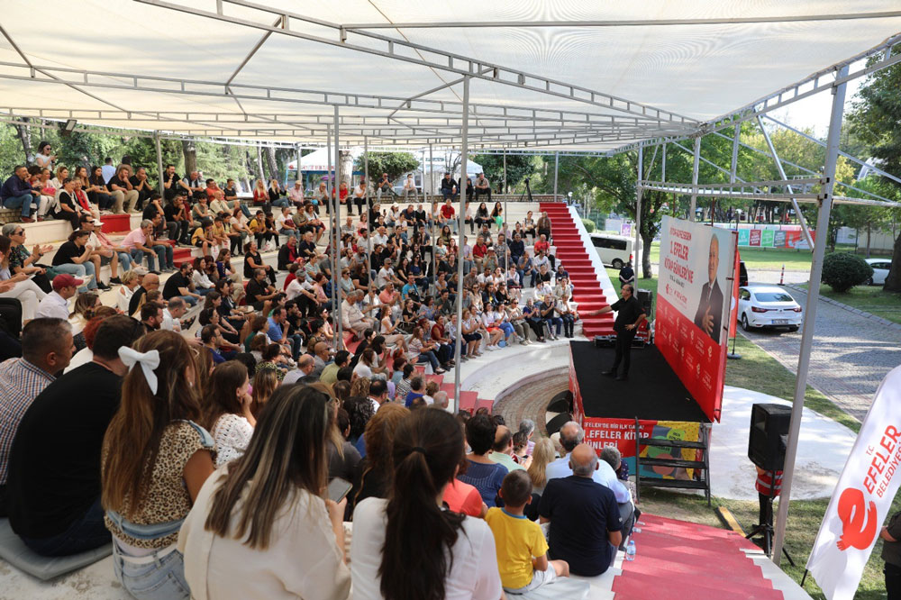 EFELER'DE EDEBİYAT YOLCULUĞU SÜRÜYOR