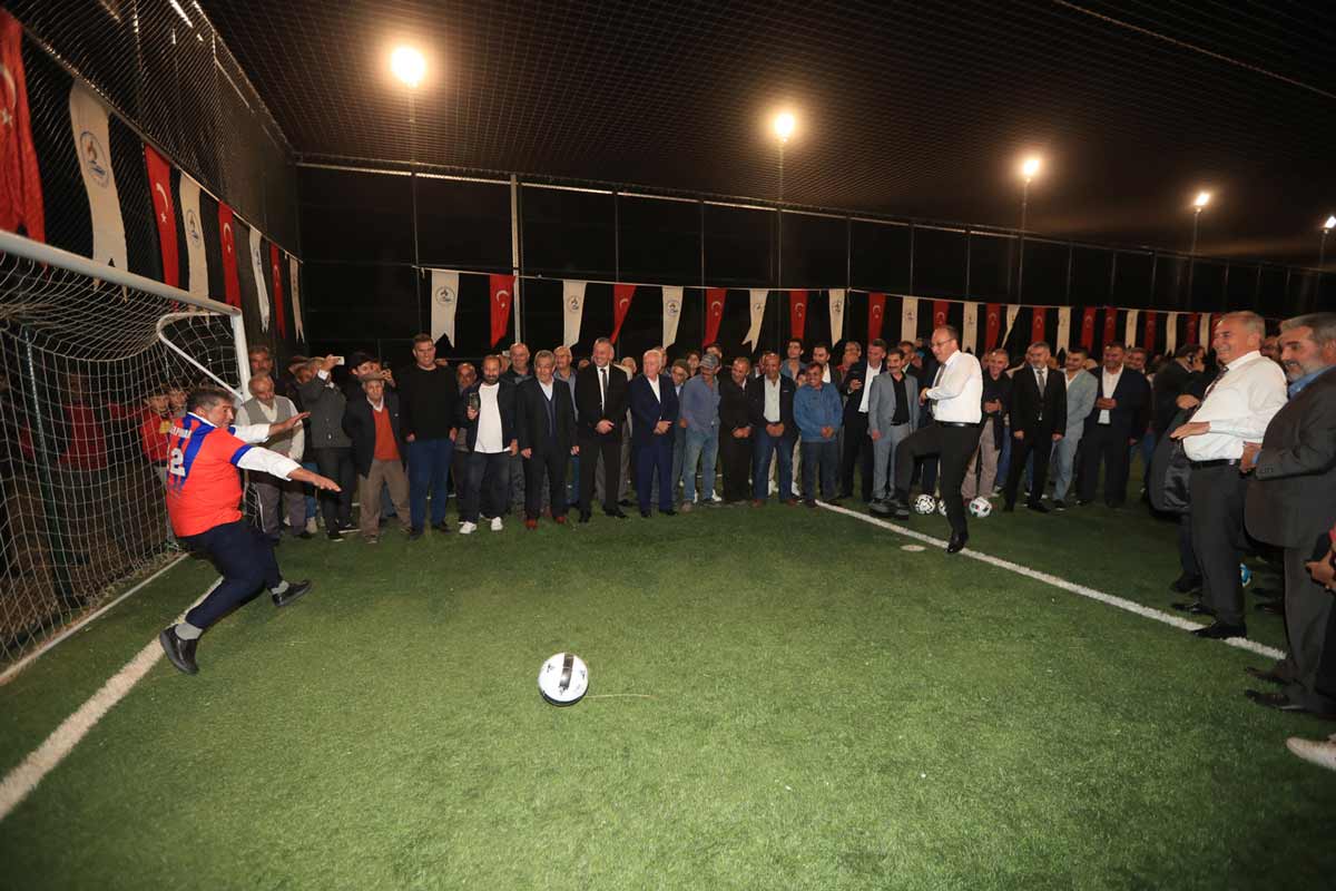 GÜZELPINAR’A HALI SAHA