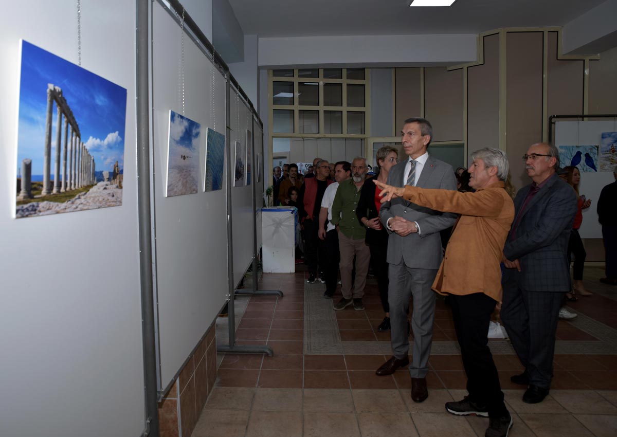 MAVİ SERGİ AÇILDI