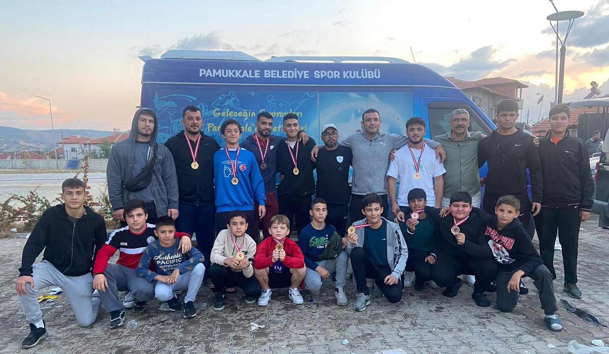 PAMUKKALE BELEDİYESİ SPORCULARI KÜRSÜYE DAMGA VURDU