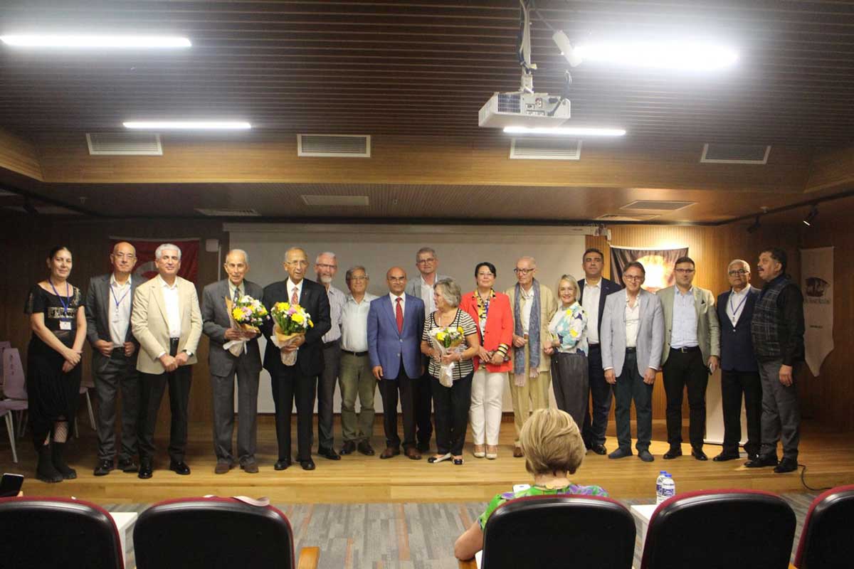 PAÜ’LÜ AKADEMİSYENE KÜLTÜREL MİRASA KATKI ÖDÜLÜ