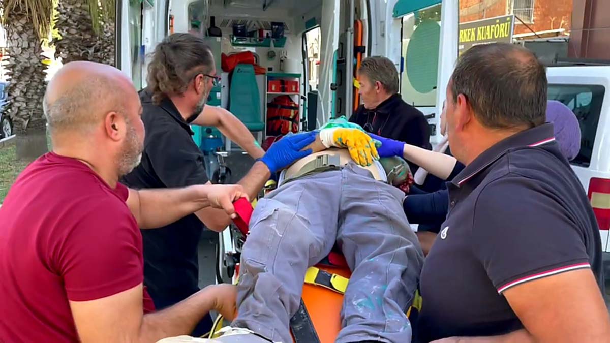  SÖKE'DE BEŞİNCİ KATTAN DÜŞEN İŞÇİ AĞIR ŞEKİLDE YARALANDI 