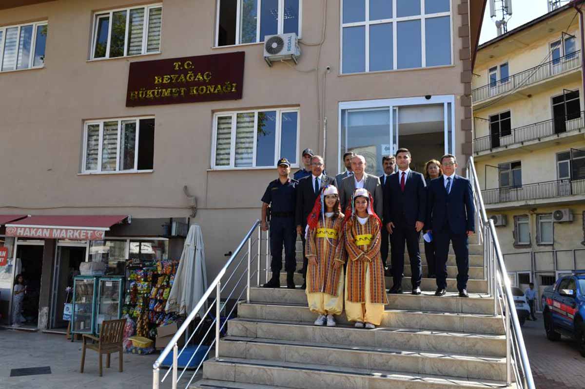 VALİ COŞKUN’DAN BEYAĞAÇ ZİYARETİ