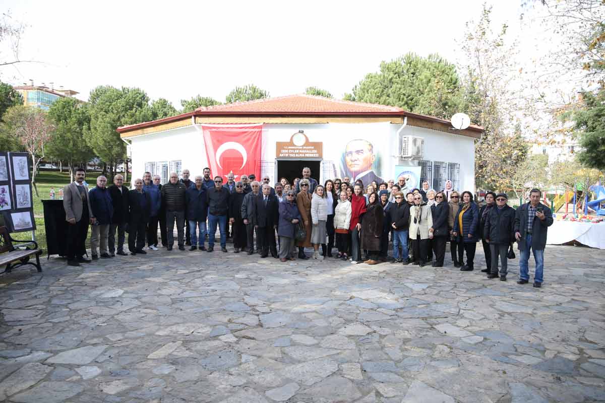 AKTİF YAŞ ALMA MERKEZİ’NDE RESİM SERGİSİNE YOĞUN İLGİ