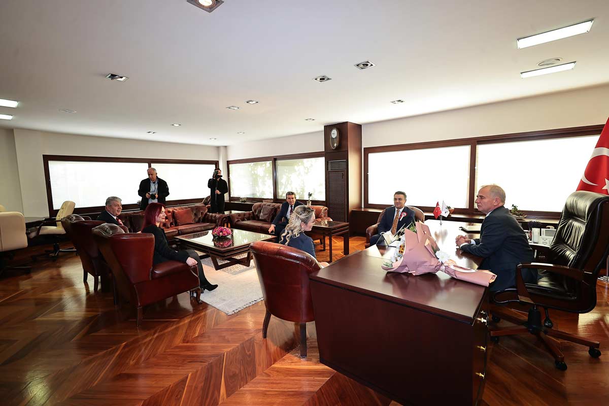 BAŞKAN ZOLAN, ÖĞRETMENLERİ AĞIRLADI