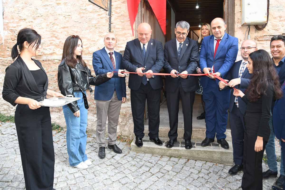 TASARIM BÖLÜMÜ ÖĞRENCİLERİNDEN ANADOLU ESİNTİLERİ