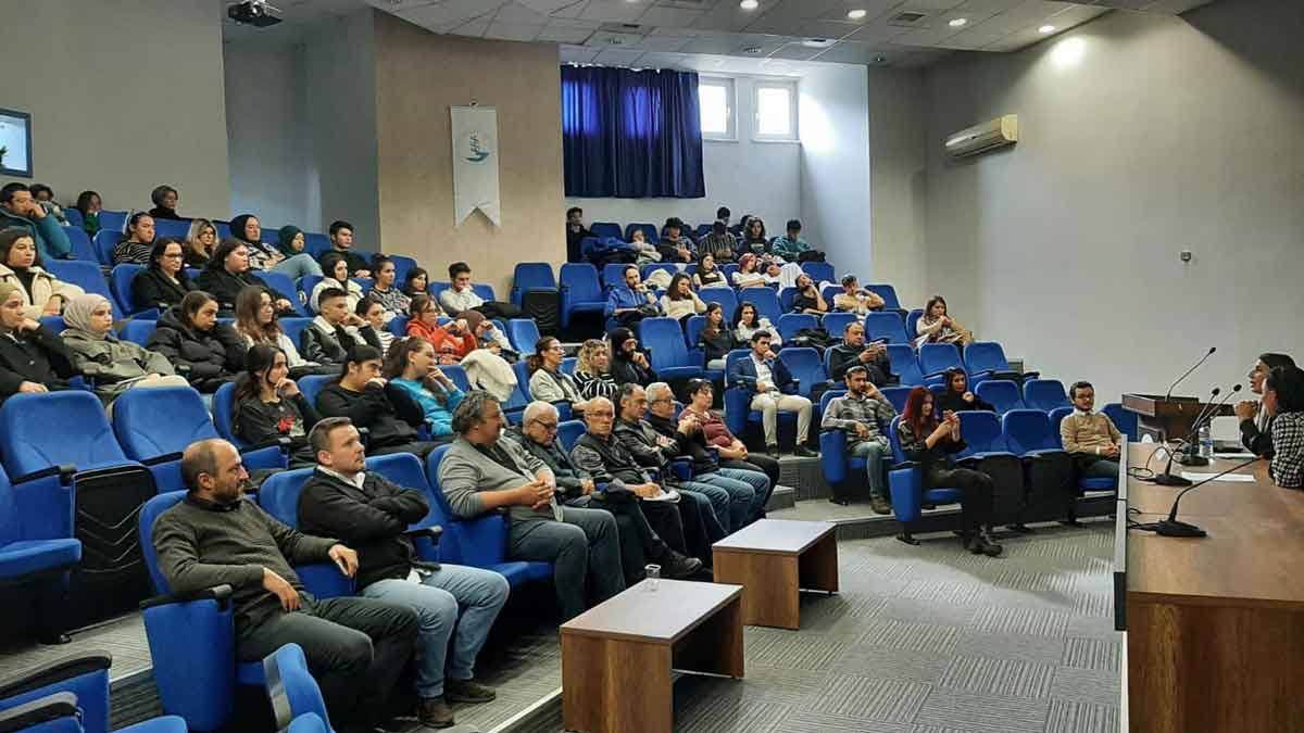 ‘TÜRKOLOJİ ÇALIŞMALARI’ KONUŞULDU