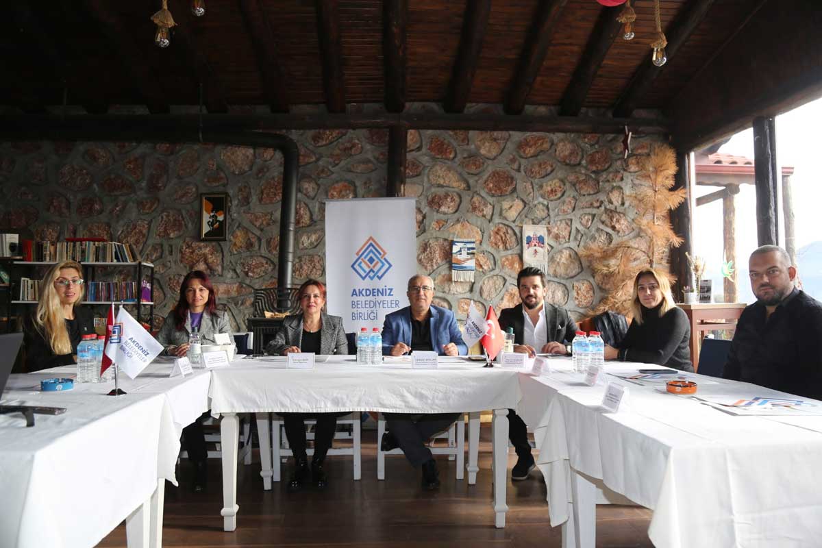 AKDENİZ BELEDİYELER BİRLİĞİ TOPLANTISI ÇAMELİ'DE YAPILDI