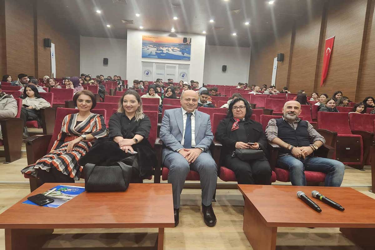 ALTUNTAŞ, TURİZM SEKTÖRÜNDE KARİYER SIRLARINI PAYLAŞTI