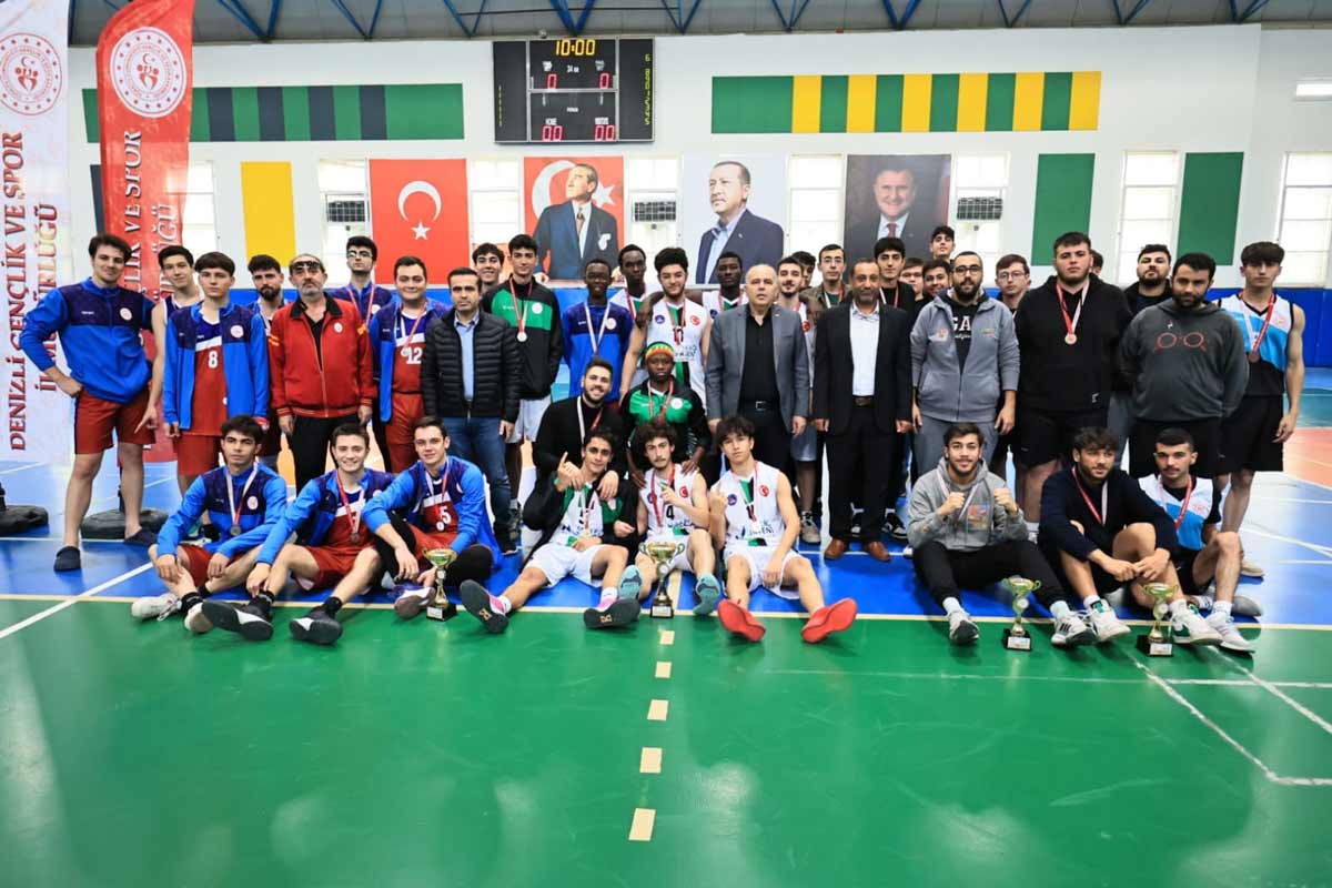 BASKETBOLDA ŞAMPİYON YURTLAR BELLİ OLDU  