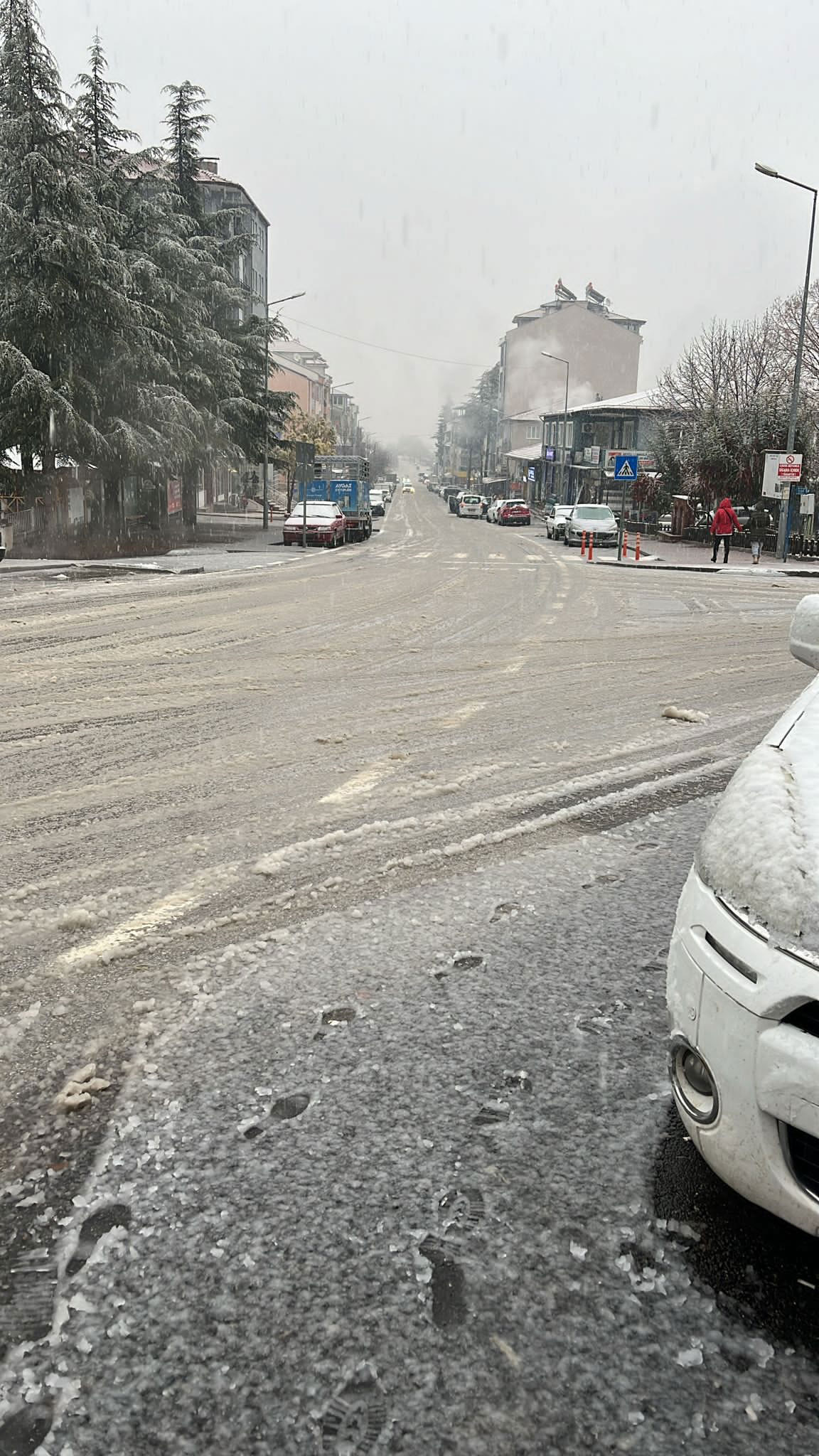 ÇAMELİ BEYAZ ÖRTÜYE BÜRÜNDÜ