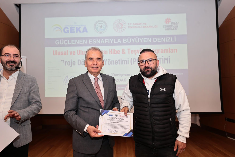 DENİZLİ ESNAFIYLA BÜYÜYOR