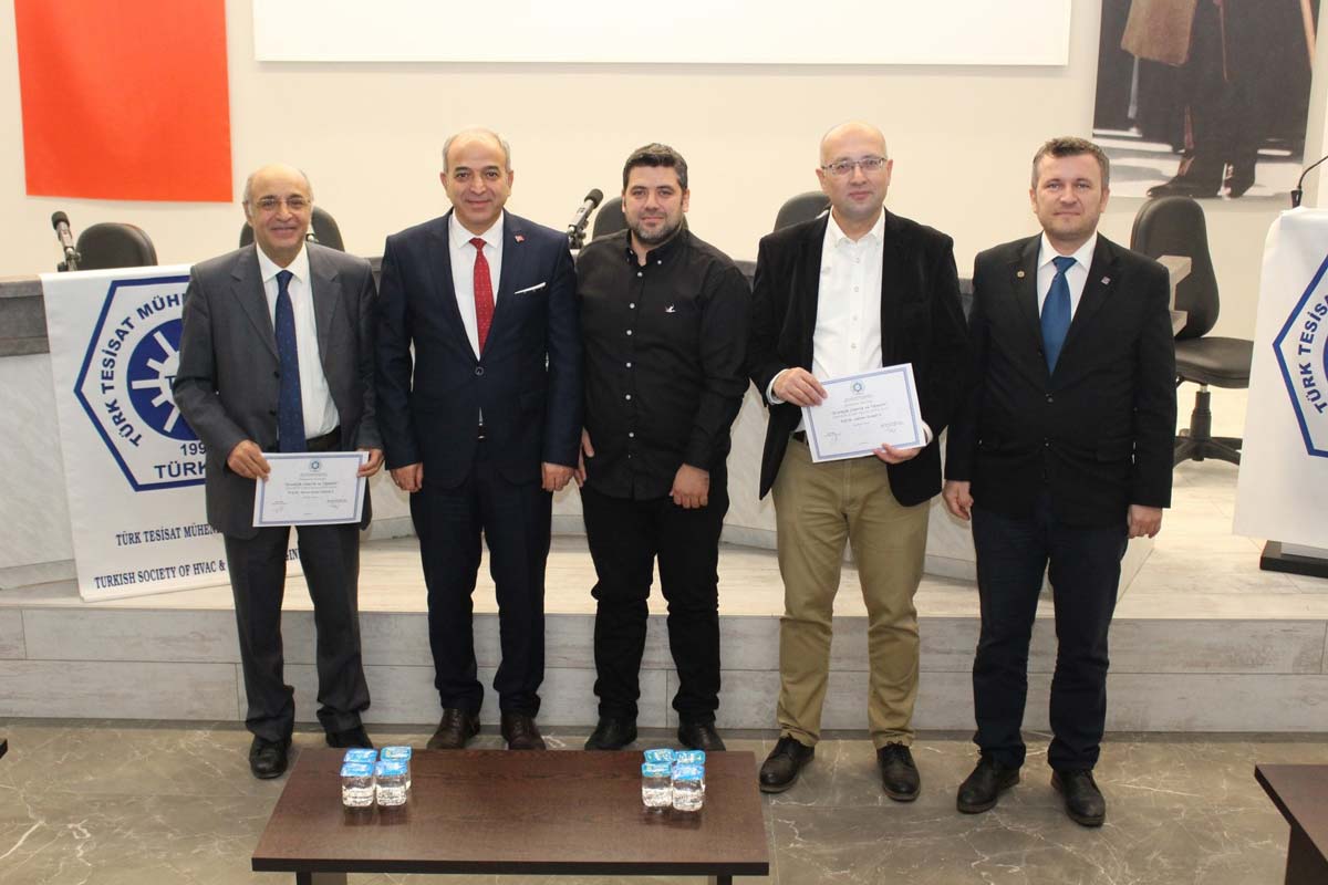 DENİZLİ OSB’DE SANAYİCİLERE STRATEJİK LİDERLİK VE YÖNETİM ANLATILDI  