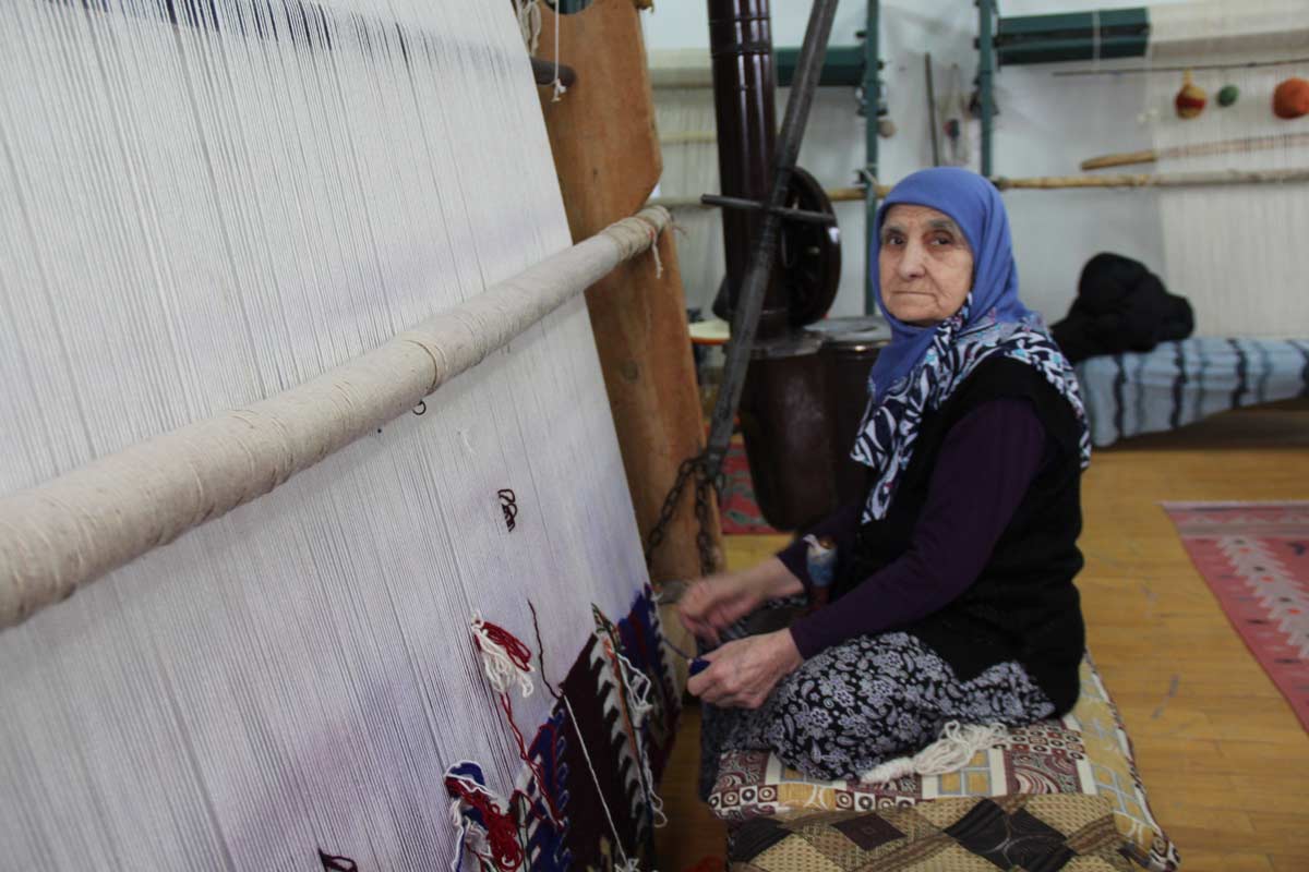 GELENEKSEL MOTİFLER LONDRA’DA ALICI BULDU