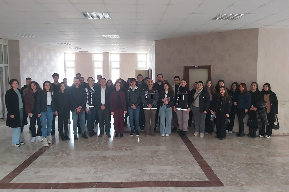 MADDE BAĞIMLILIĞI MÜCADELE KONFERANSI GERÇEKLEŞTİ