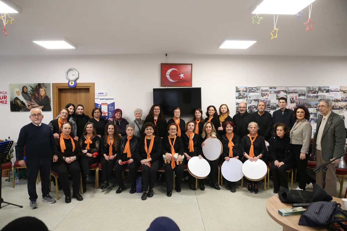 BÜYÜKLER NOSTALJİYE YOLCULUK YAPTI