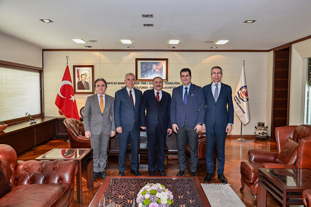 ESKİ BAKAN’DAN ZOLAN’A ZİYARET