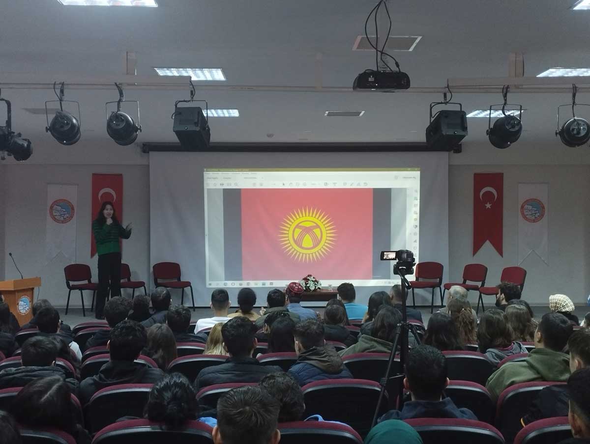 MESLEK LİSESİ ÖĞRENCİLERİNE TÜRK KÜLTÜRÜ ANLATILDI