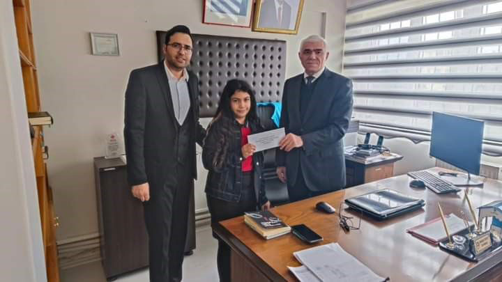 ÖDÜLÜNÜ GAZZEDEKİ ÇOCUKLARA BAĞIŞLADI