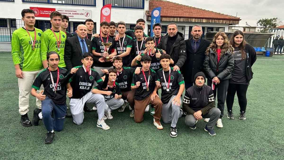 OKULLAR ARASI FUTBOL TURNUVASINDA ŞAMPİYONLAR BELLİ OLDU