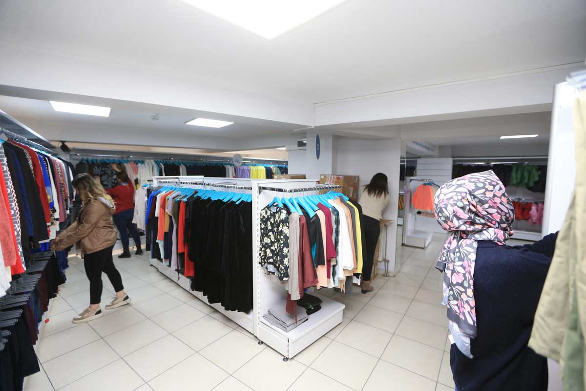 SOSYAL MARKET 8 YAŞINDA