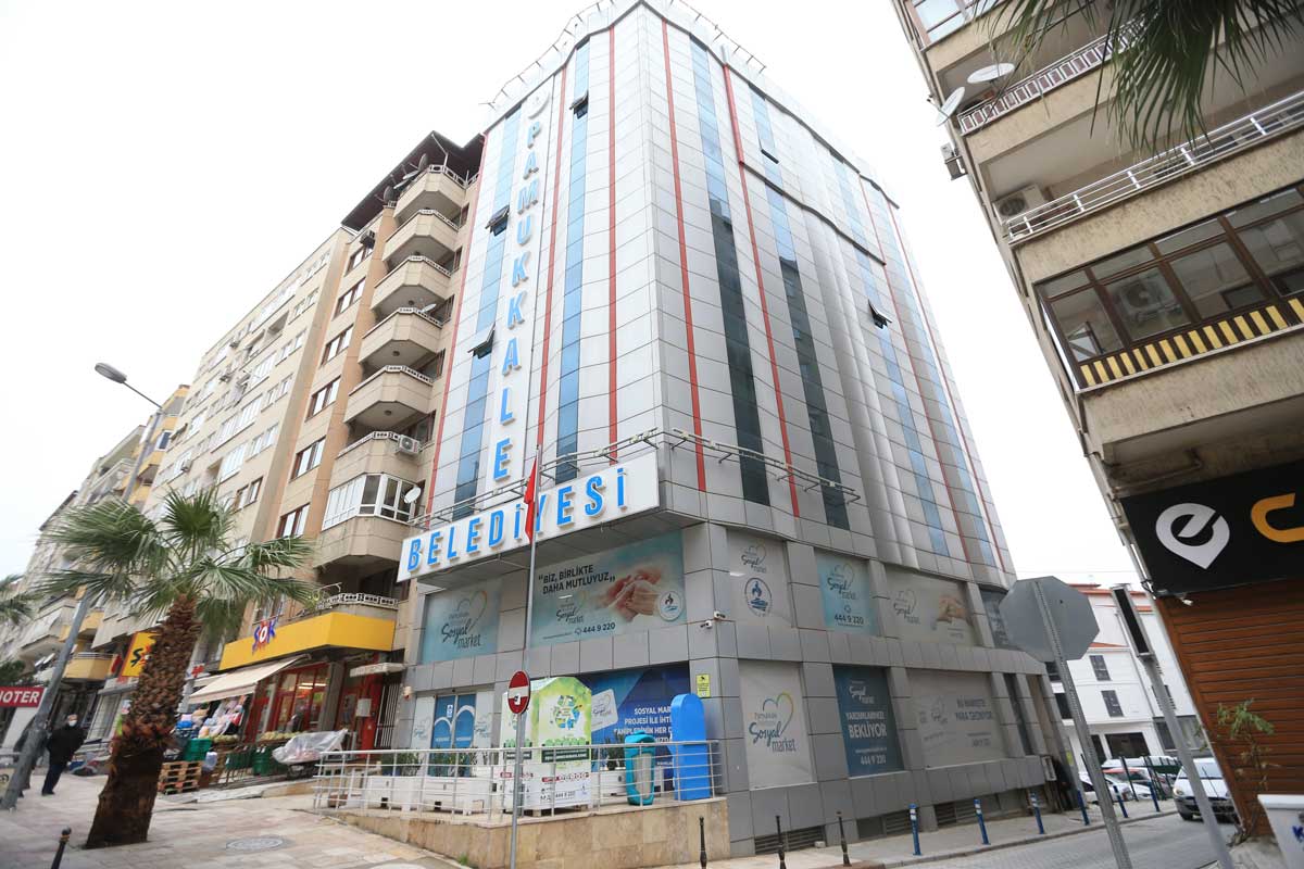 SOSYAL MARKET 8 YAŞINDA