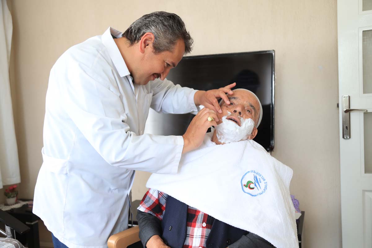 SOSYAL MARKET 8 YAŞINDA