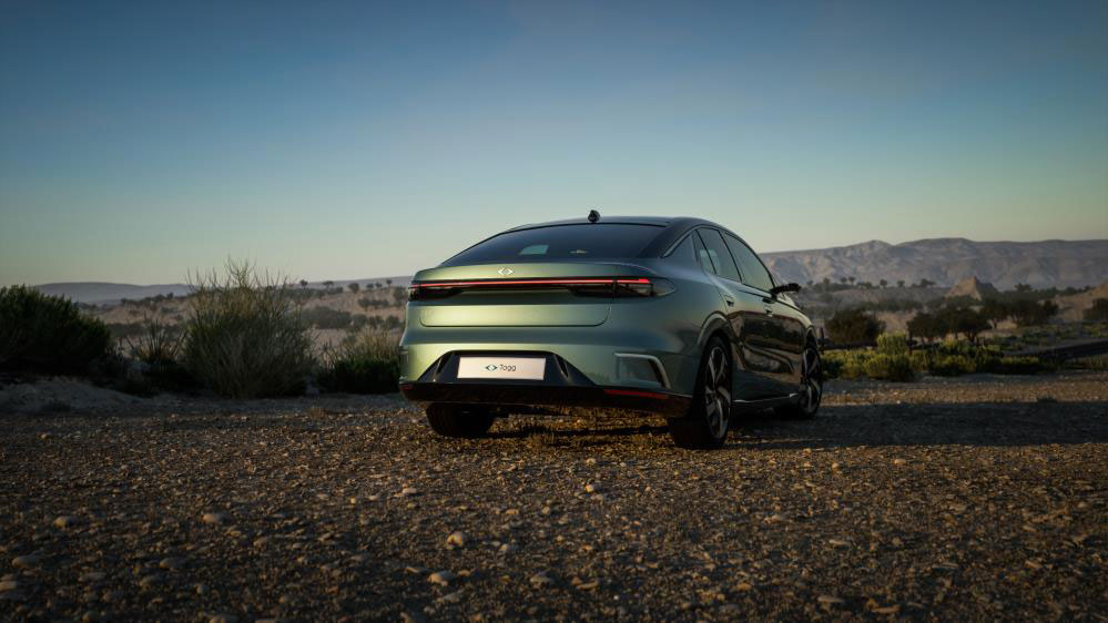 TOGG'UN YENİ MODELİ DÜNYA SAHNESİNE ÇIKTI